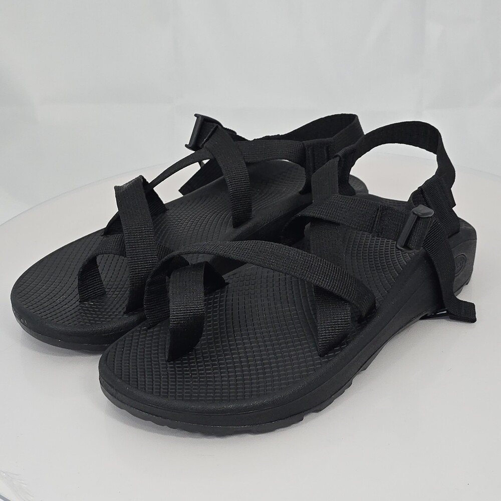 Chaco Z/2 Classic Black Comfort Sandals Men 11 Toe Loop Hiking Strappy